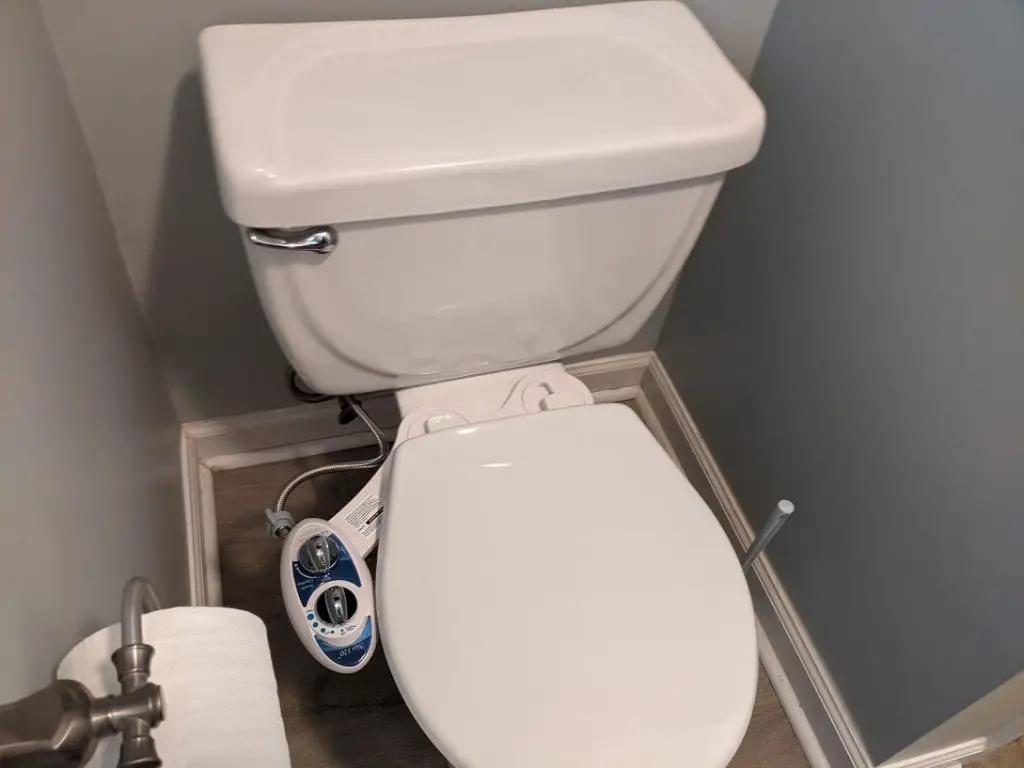 modern bathroom
