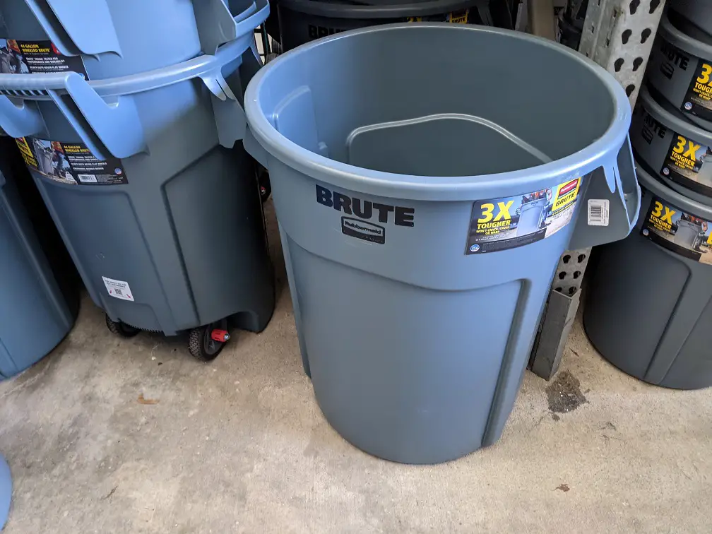 waste bucket